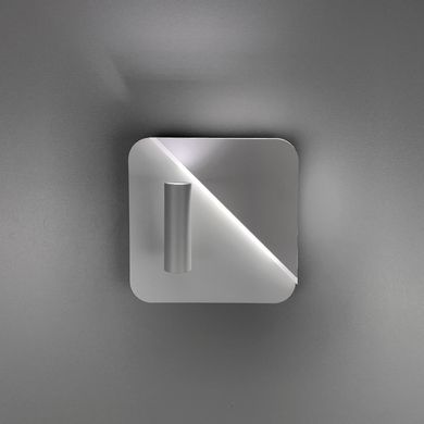 Настенный белый квадратный светильник со спотом W 087 WT
