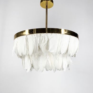 Дизайнерская люстра с белыми натуральными перьями в золотом корпусе As 139-500 WT